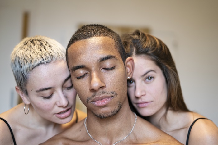 Celebrities Living with Herpes: Brave Confessions That Inspire